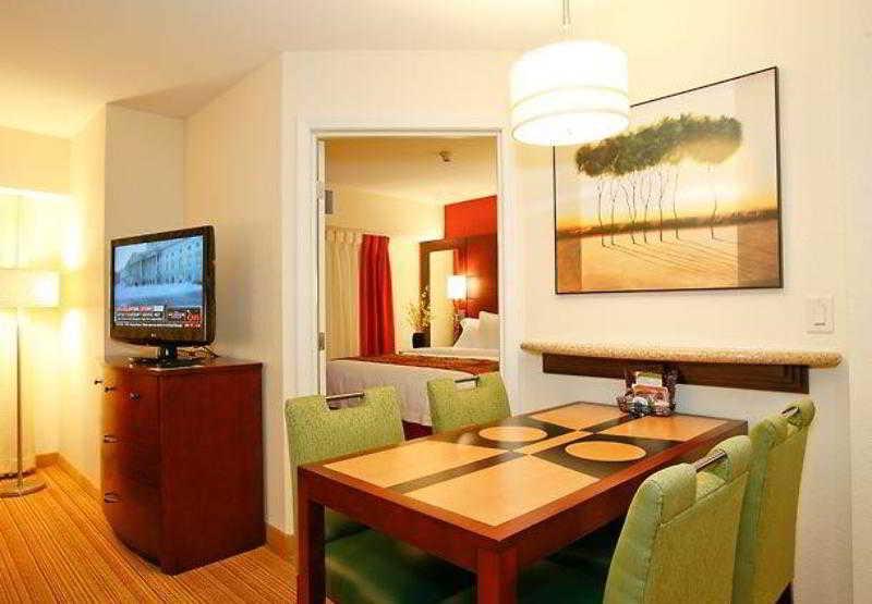 Residence Inn Phoenix Nw/Surprise Pokoj fotografie